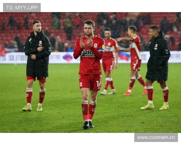 布莱克浦俱乐部全力备战新赛季引援升级球队目标重返英冠舞台