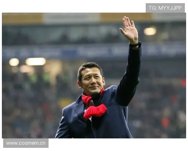 和睦法兰克福俱乐部再创佳绩球队凝聚力助力赛季连胜势头