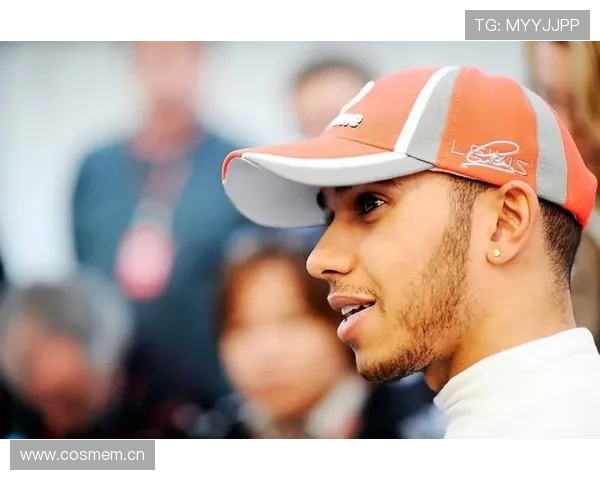 F1赛季激烈角逐继续 路易斯·汉密尔顿再度超越传奇纪录