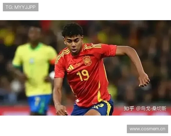 中国足球队新任主帅亮相 聚焦青训与国际比赛成绩提升