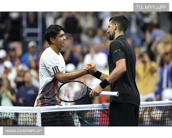 德约科维奇强势夺冠新星崛起网球赛场掀起新一轮巅峰对决