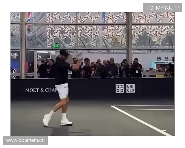 网球大师赛激战正酣 纳达尔与费德勒展开最后对决角逐桂冠