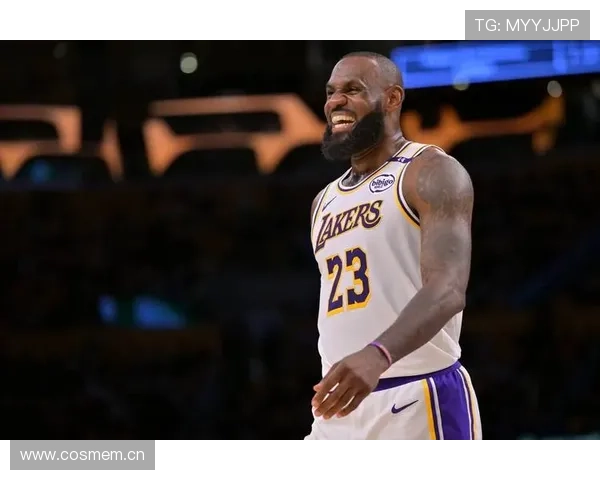 NBA最新战况：湖人逆转勇士詹姆斯领衔全队表现出色詹姆斯破纪录再创传奇