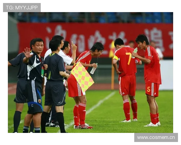 中国足球队备战亚洲杯 目标打破历史尴尬 创造新辉煌